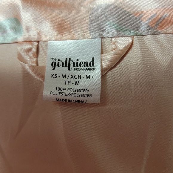 Women's Satiny Robe - Picture 5 of 5